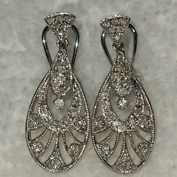 White 14K Gold with Dimonds earrings - Picture 6 of 16